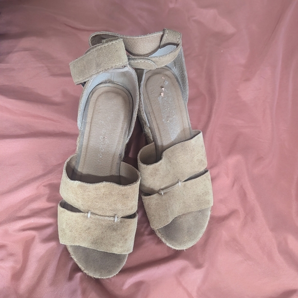 Matisse Natural Cha Cha Boho Suede Espadrilles Wedge Sandal - Picture 5 of 6